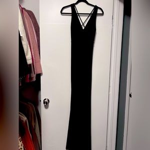 Windsor velvet black dress